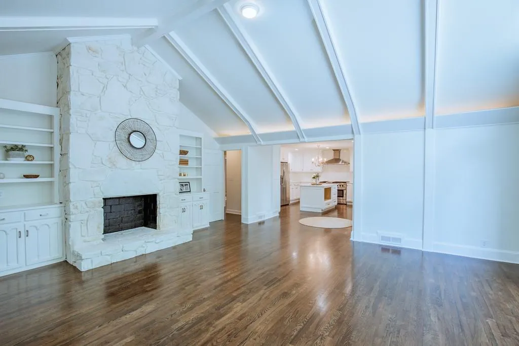 645 River Chase Ridge, Sandy Springs, Georgia 30328, 5 Bedrooms Bedrooms, ,4 BathroomsBathrooms,Residential,Sold,645 River Chase Ridge,6661583