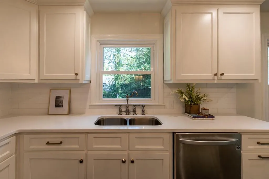 645 River Chase Ridge, Sandy Springs, Georgia 30328, 5 Bedrooms Bedrooms, ,4 BathroomsBathrooms,Residential,Sold,645 River Chase Ridge,6661583