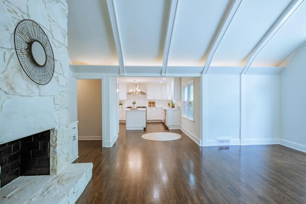 645 River Chase Ridge, Sandy Springs, Georgia 30328, 5 Bedrooms Bedrooms, ,4 BathroomsBathrooms,Residential,Sold,645 River Chase Ridge,6661583