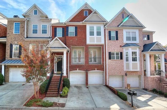3026 Woodwalk Drive Unit 15, Atlanta, Georgia 30339, 4 Bedrooms Bedrooms, ,3 BathroomsBathrooms,Residential,Sold,3026 Woodwalk Drive Unit 15,5771659