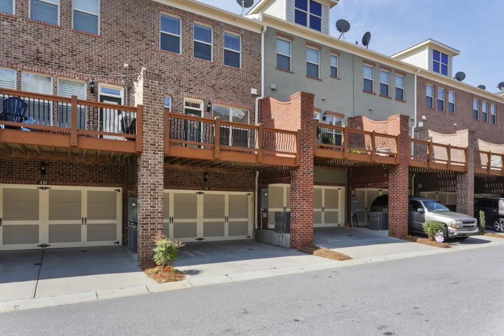 329 Alderwood Lane, Sandy Springs, Georgia 30328, 3 Bedrooms Bedrooms, ,3 BathroomsBathrooms,Residential,Sold,329 Alderwood Lane,6723292 329 Alderwood Lane, Sandy Springs, Georgia 30328, 3 Bedrooms Bedrooms, ,3 BathroomsBathrooms,Residential,Sold,329 Alderwood Lane,6723292