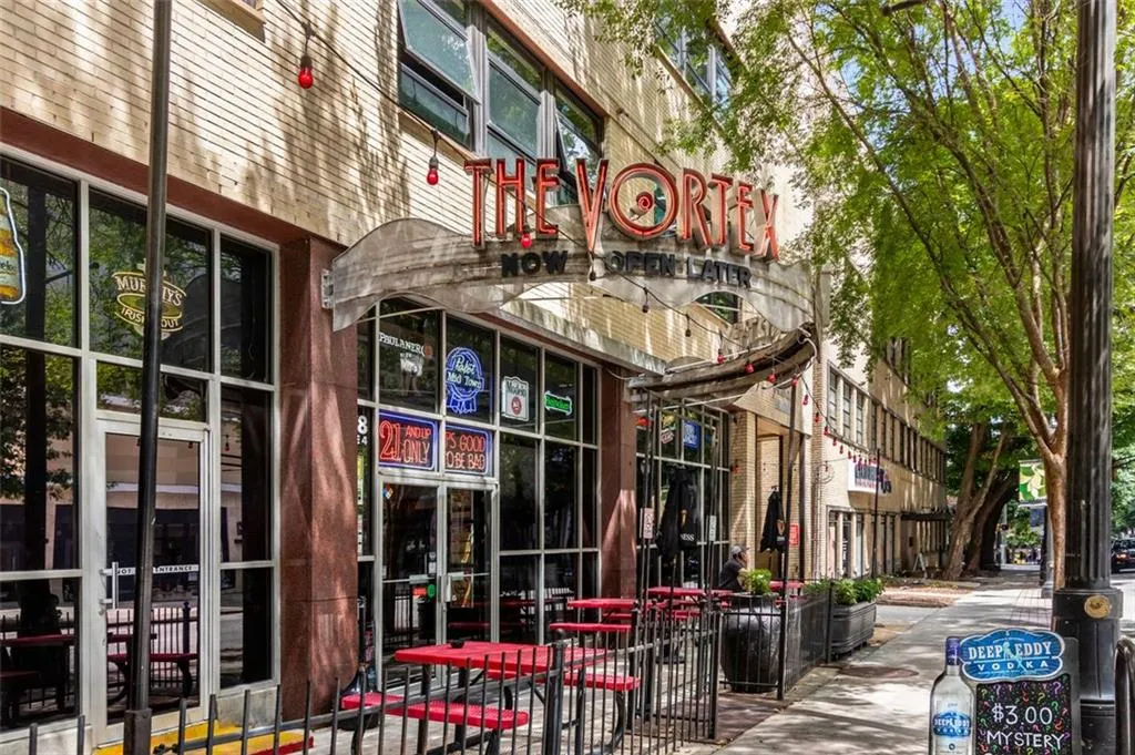 195 14th Street Ne Unit 909, Atlanta, Georgia 30309, 1 Bedroom Bedrooms, ,1 BathroomBathrooms,Residential,For Sale,195 14th Street Ne Unit 909,7674142