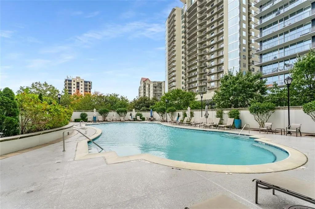 195 14th Street Ne Unit 909, Atlanta, Georgia 30309, 1 Bedroom Bedrooms, ,1 BathroomBathrooms,Residential,For Sale,195 14th Street Ne Unit 909,7674142