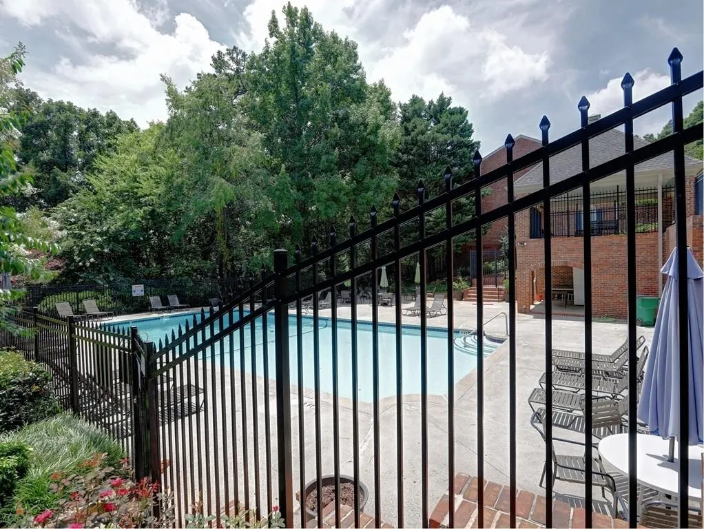 232 The South Chace, Sandy Springs, Georgia 30328, 2 Bedrooms Bedrooms, ,2 BathroomsBathrooms,Residential,Sold,232 The South Chace,6045436 232 The South Chace, Sandy Springs, Georgia 30328, 2 Bedrooms Bedrooms, ,2 BathroomsBathrooms,Residential,Sold,232 The South Chace,6045436