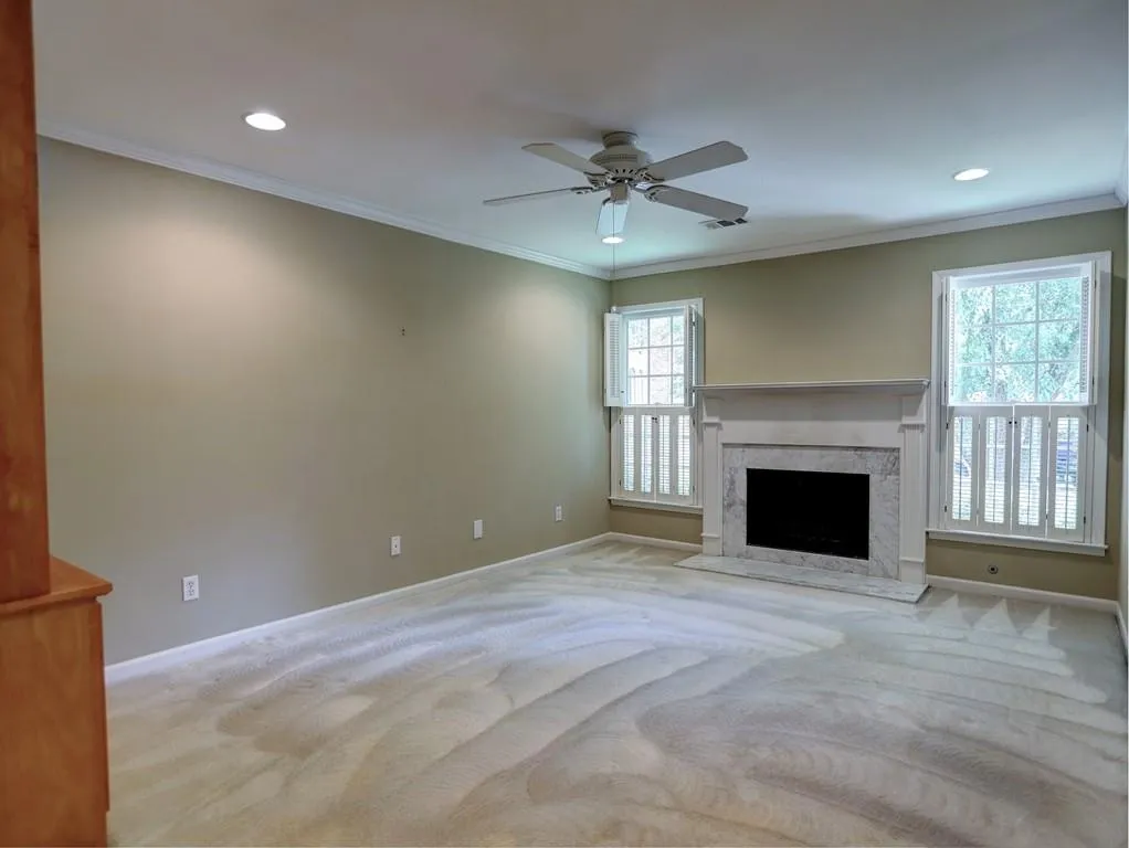 232 The South Chace, Sandy Springs, Georgia 30328, 2 Bedrooms Bedrooms, ,2 BathroomsBathrooms,Residential,Sold,232 The South Chace,6045436 232 The South Chace, Sandy Springs, Georgia 30328, 2 Bedrooms Bedrooms, ,2 BathroomsBathrooms,Residential,Sold,232 The South Chace,6045436