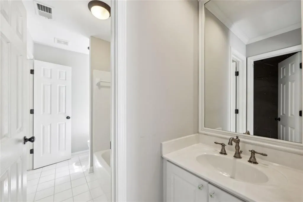 1151 Goodwin Road Ne, Brookhaven, Georgia 30324, 5 Bedrooms Bedrooms, ,4 BathroomsBathrooms,Residential,For Sale,1151 Goodwin Road Ne,7556913