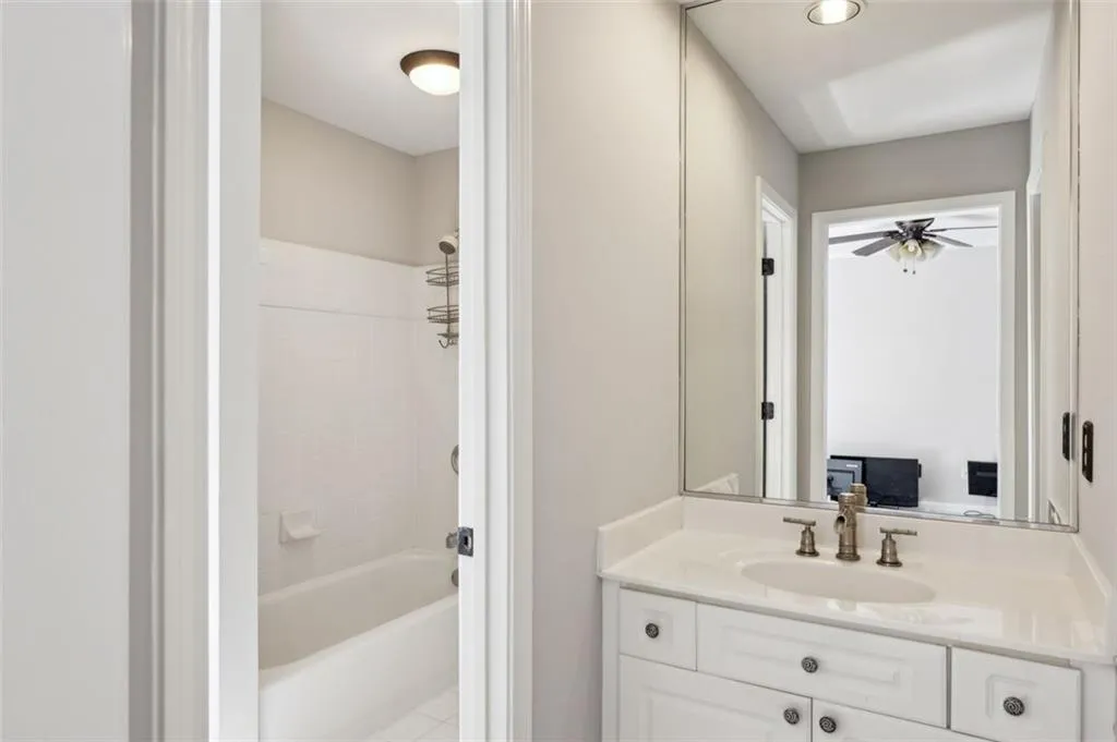 1151 Goodwin Road Ne, Brookhaven, Georgia 30324, 5 Bedrooms Bedrooms, ,4 BathroomsBathrooms,Residential,For Sale,1151 Goodwin Road Ne,7556913