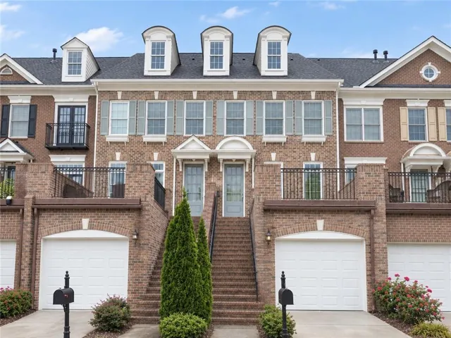 6011 Waters Edge Trail, Roswell, Georgia 30075