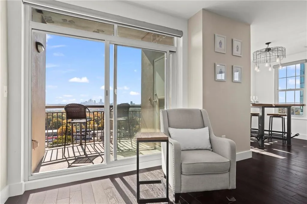 325 E Paces Ferry Road Ne Unit 1508, Atlanta, Georgia 30305, 2 Bedrooms Bedrooms, ,2 BathroomsBathrooms,Residential,For Sale,325 E Paces Ferry Road Ne Unit 1508,7677675