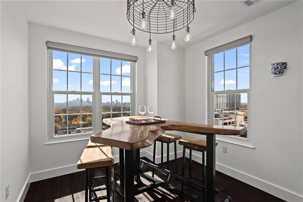 325 E Paces Ferry Road Ne Unit 1508, Atlanta, Georgia 30305, 2 Bedrooms Bedrooms, ,2 BathroomsBathrooms,Residential,For Sale,325 E Paces Ferry Road Ne Unit 1508,7677675