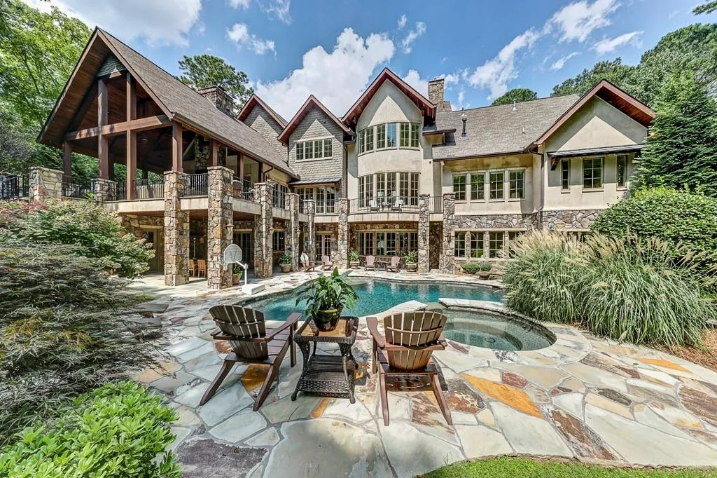 720 N Island Drive, Sandy Springs, Georgia 30327, 5 Bedrooms Bedrooms, ,6 BathroomsBathrooms,Residential,Sold,720 N Island Drive,6941407