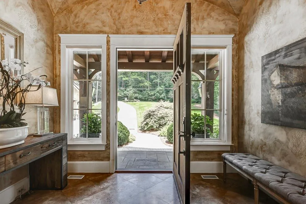 720 N Island Drive, Sandy Springs, Georgia 30327, 5 Bedrooms Bedrooms, ,6 BathroomsBathrooms,Residential,Sold,720 N Island Drive,6941407