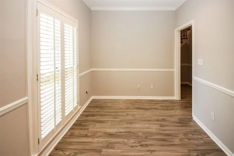 5245 Glenridge Drive, Atlanta, Georgia 30342, 3 Bedrooms Bedrooms, ,2 BathroomsBathrooms,Residential,Sold,5245 Glenridge Drive,6634527