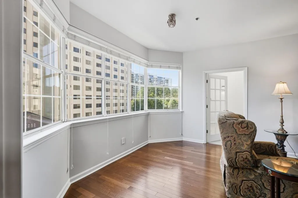2499 Peachtree Road Ne Unit 306, Atlanta, Georgia 30309, 2 Bedrooms Bedrooms, ,2 BathroomsBathrooms,Residential,For Sale,2499 Peachtree Road Ne Unit 306,7667635