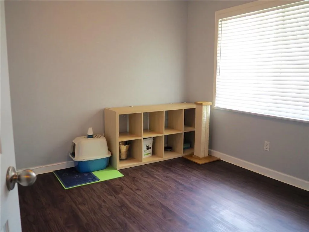 6940 Roswell Road Unit 10 A, Sandy Springs, Georgia 30328, 2 Bedrooms Bedrooms, ,1 BathroomBathrooms,Residential,Sold,6940 Roswell Road Unit 10 A,6578822