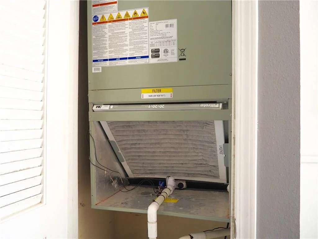 6940 Roswell Road Unit 10 A, Sandy Springs, Georgia 30328, 2 Bedrooms Bedrooms, ,1 BathroomBathrooms,Residential,Sold,6940 Roswell Road Unit 10 A,6578822