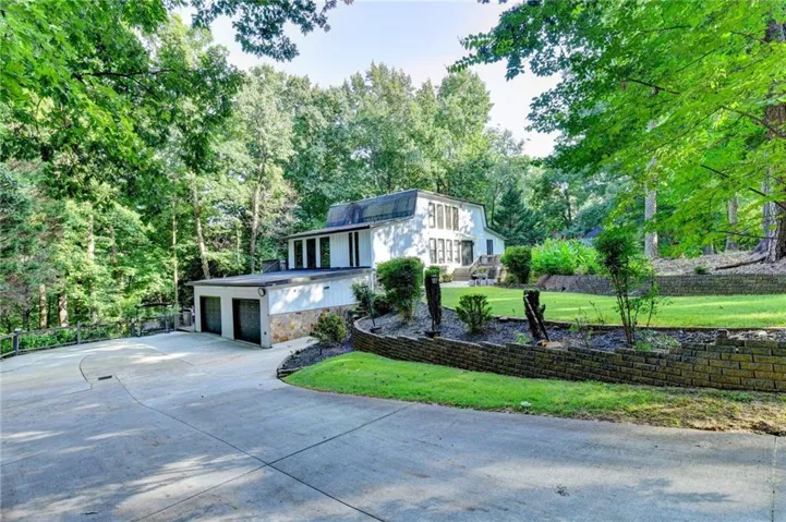 117 Ridge Road, Berkeley Lake, Georgia 30096