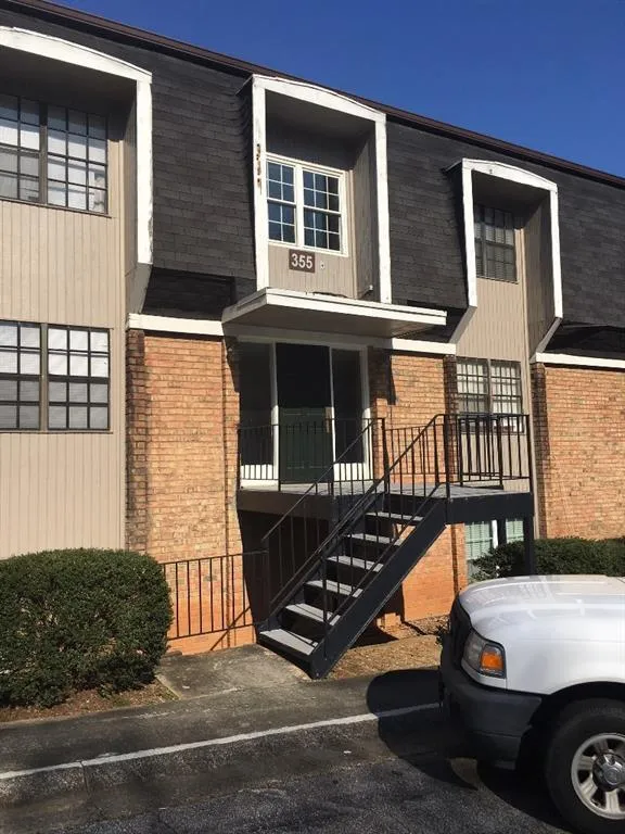 355 Winding River Drive Unit B, Sandy Springs, Georgia 30350, 2 Bedrooms Bedrooms, ,2 BathroomsBathrooms,Residential,Sold,355 Winding River Drive Unit B,6020574