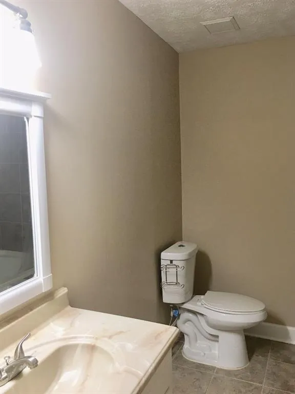 355 Winding River Drive Unit B, Sandy Springs, Georgia 30350, 2 Bedrooms Bedrooms, ,2 BathroomsBathrooms,Residential,Sold,355 Winding River Drive Unit B,6020574