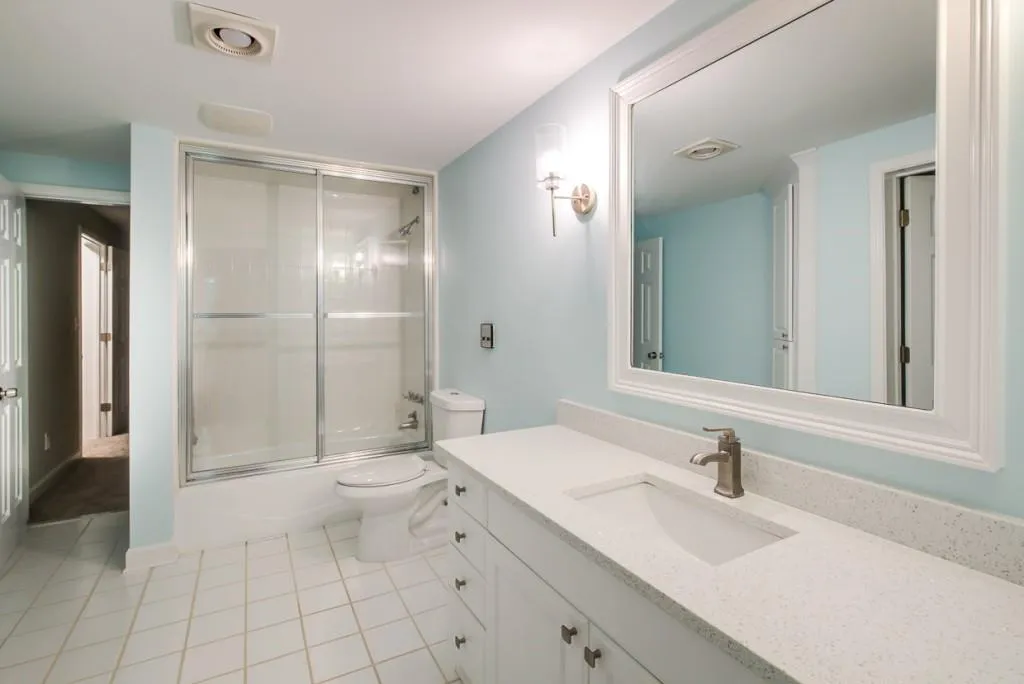 125 Grogans Lake Drive, Sandy Springs, Georgia 30350, 5 Bedrooms Bedrooms, ,4 BathroomsBathrooms,Residential,Sold,125 Grogans Lake Drive,6030558