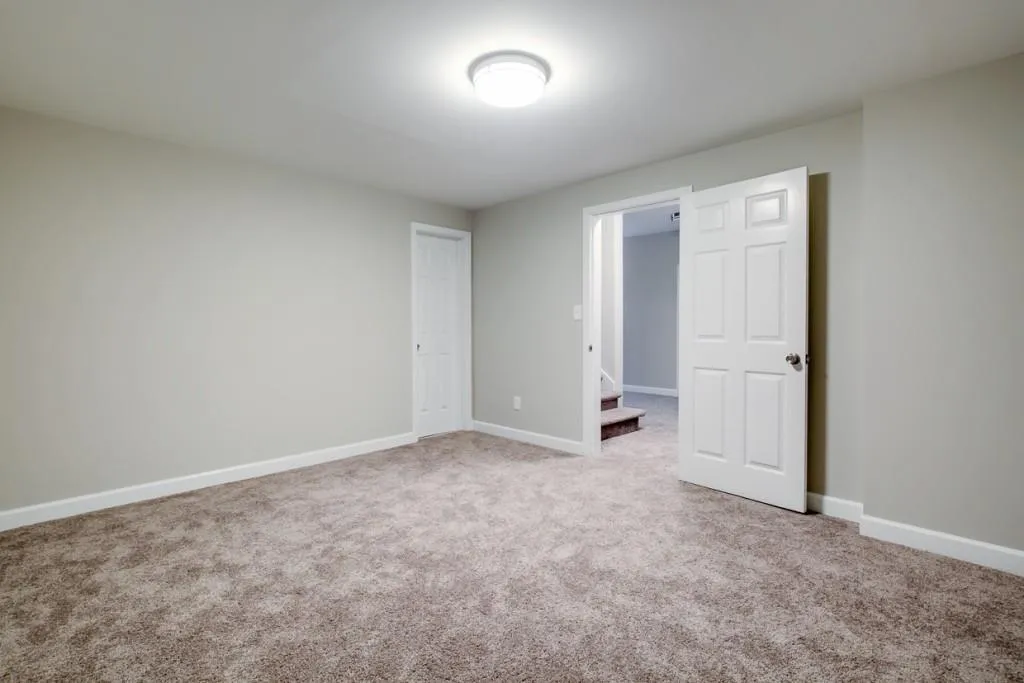 125 Grogans Lake Drive, Sandy Springs, Georgia 30350, 5 Bedrooms Bedrooms, ,4 BathroomsBathrooms,Residential,Sold,125 Grogans Lake Drive,6030558