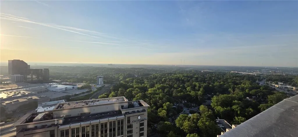 3324 Peachtree Road Ne Unit 3001, Atlanta, Georgia 30326, 2 Bedrooms Bedrooms, ,2 BathroomsBathrooms,Residential,For Sale,3324 Peachtree Road Ne Unit 3001,7573544