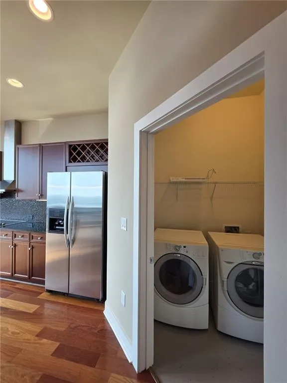 3324 Peachtree Road Ne Unit 3001, Atlanta, Georgia 30326, 2 Bedrooms Bedrooms, ,2 BathroomsBathrooms,Residential,For Sale,3324 Peachtree Road Ne Unit 3001,7573544