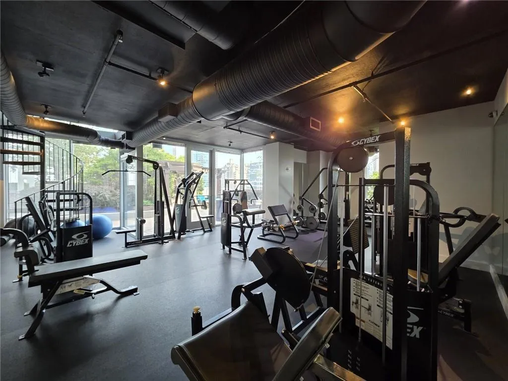 3324 Peachtree Road Ne Unit 3001, Atlanta, Georgia 30326, 2 Bedrooms Bedrooms, ,2 BathroomsBathrooms,Residential,For Sale,3324 Peachtree Road Ne Unit 3001,7573544