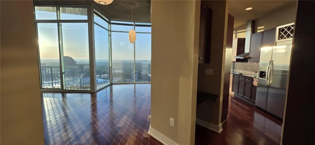 3324 Peachtree Road Ne Unit 3001, Atlanta, Georgia 30326, 2 Bedrooms Bedrooms, ,2 BathroomsBathrooms,Residential,For Sale,3324 Peachtree Road Ne Unit 3001,7573544