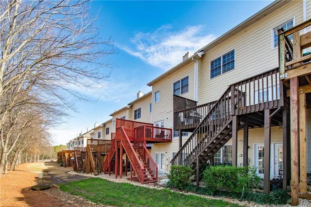 1200 Wing Street Unit 4, Sandy Springs, Georgia 30350, 3 Bedrooms Bedrooms, ,3 BathroomsBathrooms,Residential,Sold,1200 Wing Street Unit 4,6665751