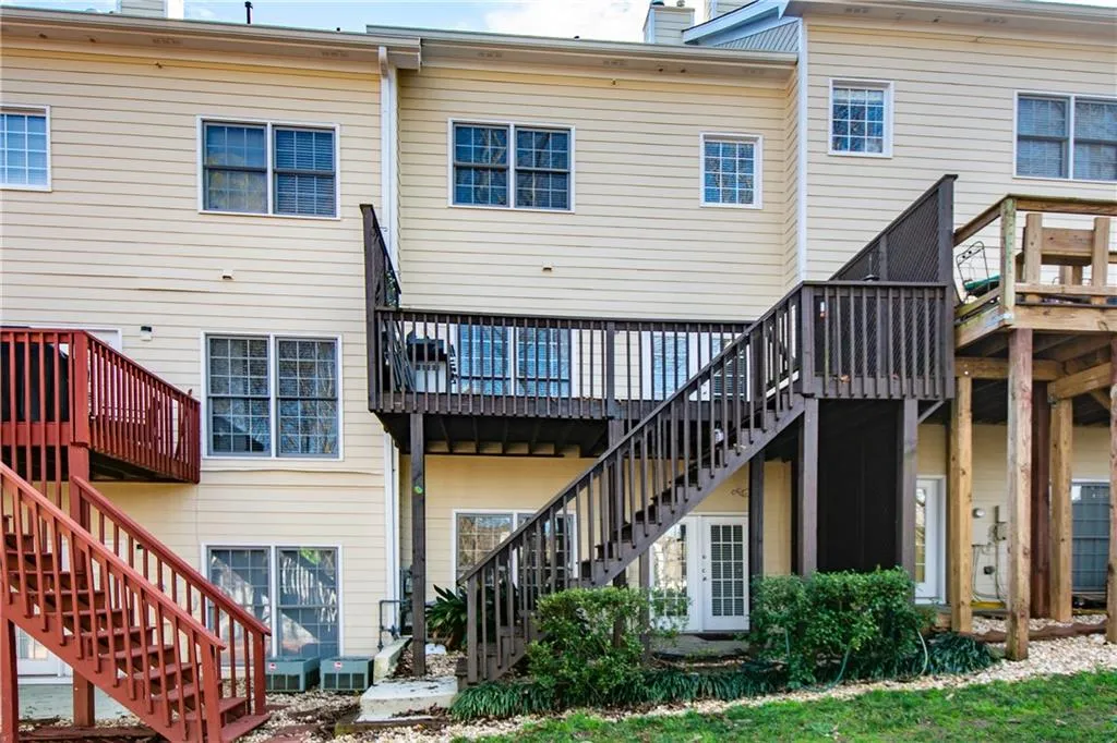 1200 Wing Street Unit 4, Sandy Springs, Georgia 30350, 3 Bedrooms Bedrooms, ,3 BathroomsBathrooms,Residential,Sold,1200 Wing Street Unit 4,6665751