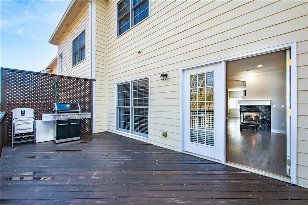 1200 Wing Street Unit 4, Sandy Springs, Georgia 30350, 3 Bedrooms Bedrooms, ,3 BathroomsBathrooms,Residential,Sold,1200 Wing Street Unit 4,6665751