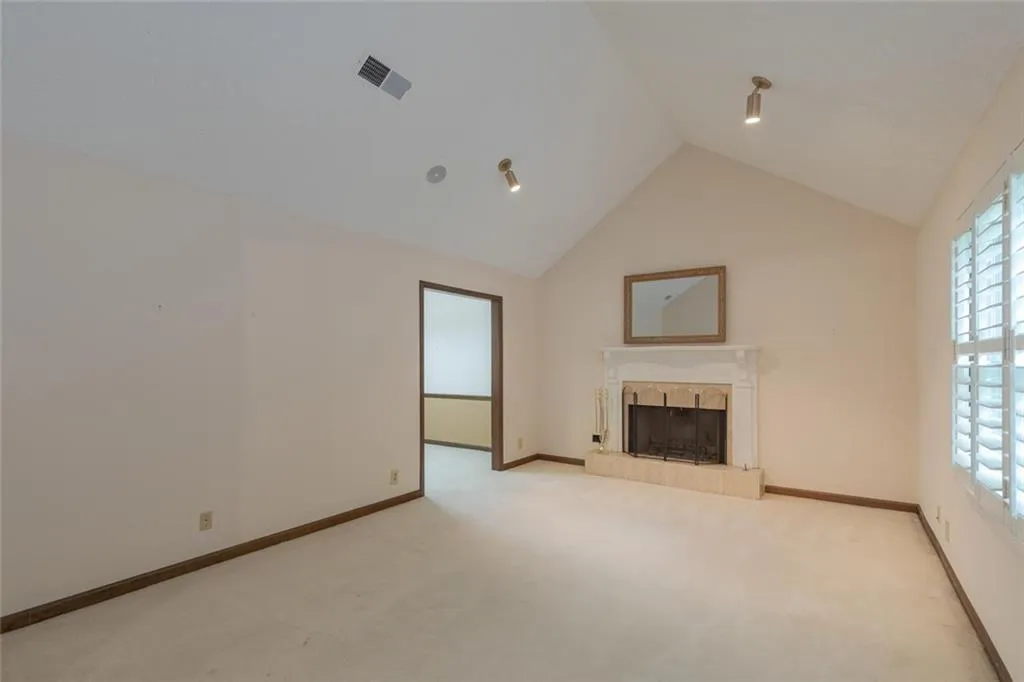 7107 Riverside Drive, Sandy Springs, Georgia 30328, 4 Bedrooms Bedrooms, ,2 BathroomsBathrooms,Residential,Sold,7107 Riverside Drive,6596065