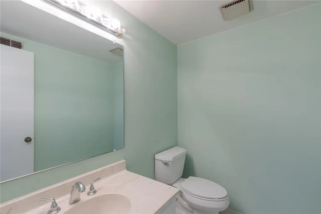 7107 Riverside Drive, Sandy Springs, Georgia 30328, 4 Bedrooms Bedrooms, ,2 BathroomsBathrooms,Residential,Sold,7107 Riverside Drive,6596065