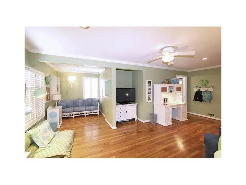 800 Old Campus Trail, Sandy Springs, Georgia 30328, 5 Bedrooms Bedrooms, ,5 BathroomsBathrooms,Residential,Sold,800 Old Campus Trail,5576732