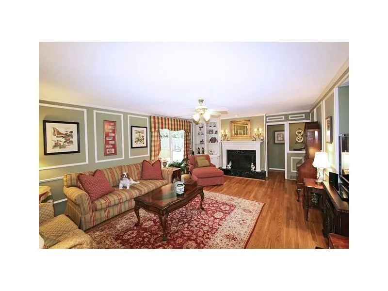 800 Old Campus Trail, Sandy Springs, Georgia 30328, 5 Bedrooms Bedrooms, ,5 BathroomsBathrooms,Residential,Sold,800 Old Campus Trail,5576732