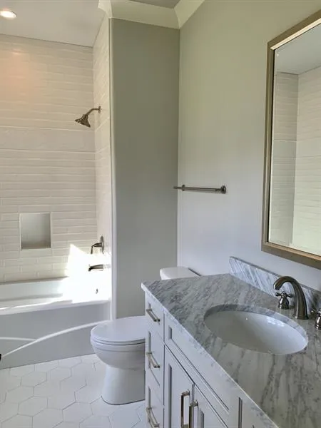 704 Bass Way, Atlanta, Georgia 30328, 5 Bedrooms Bedrooms, ,5 BathroomsBathrooms,Residential,Sold,704 Bass Way,6655633