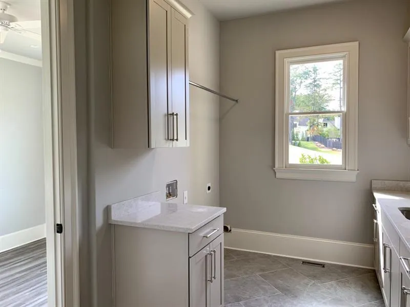 704 Bass Way, Atlanta, Georgia 30328, 5 Bedrooms Bedrooms, ,5 BathroomsBathrooms,Residential,Sold,704 Bass Way,6655633