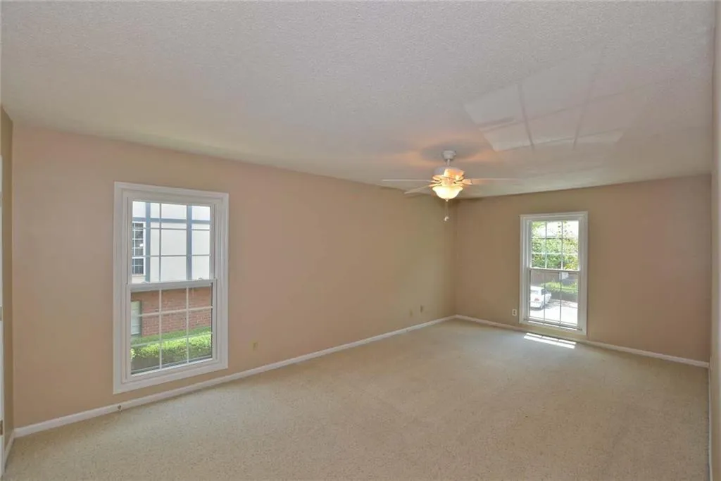 6851 Roswell Road Unit J7, Sandy Springs, Georgia 30328, 2 Bedrooms Bedrooms, ,2 BathroomsBathrooms,Residential,Sold,6851 Roswell Road Unit J7,6056478