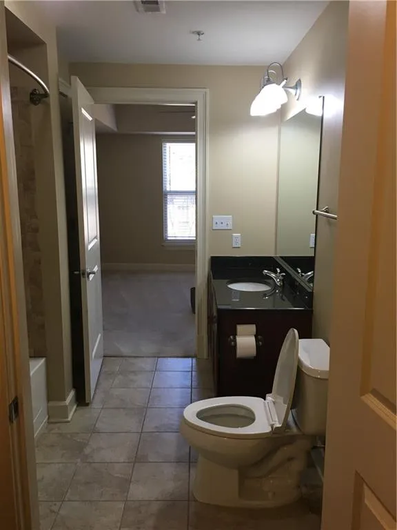200 River Vista Drive Unit 515, Atlanta, Georgia 30339, 2 Bedrooms Bedrooms, ,2 BathroomsBathrooms,Residential,Sold,200 River Vista Drive Unit 515,6518709