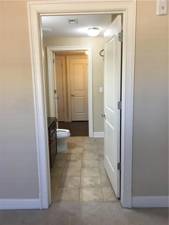 200 River Vista Drive Unit 515, Atlanta, Georgia 30339, 2 Bedrooms Bedrooms, ,2 BathroomsBathrooms,Residential,Sold,200 River Vista Drive Unit 515,6518709