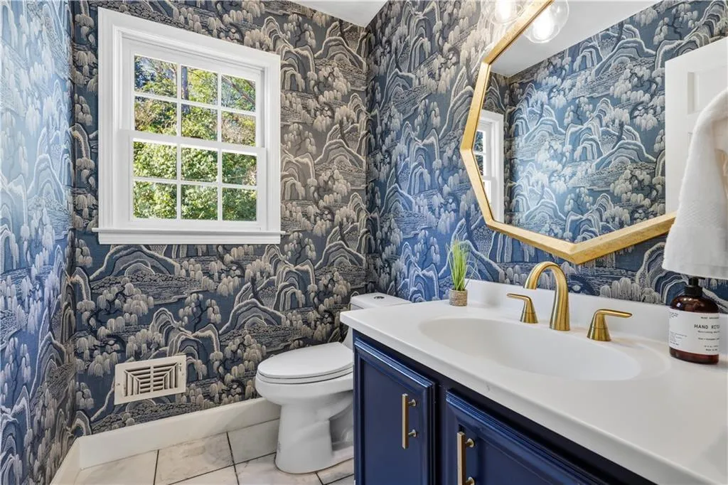 Powder Room