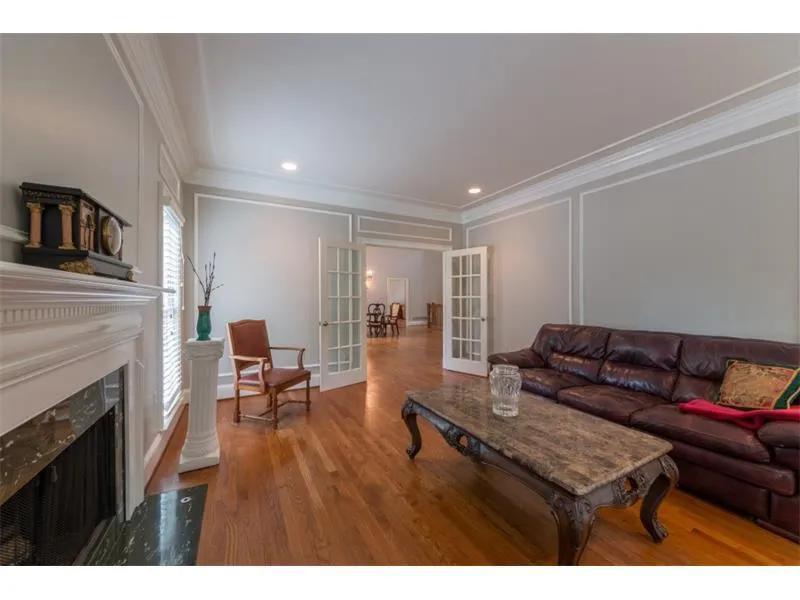 9085 Huntcliff Trace, Sandy Springs, Georgia 30350, 4 Bedrooms Bedrooms, ,3 BathroomsBathrooms,Residential,Sold,9085 Huntcliff Trace,5739452