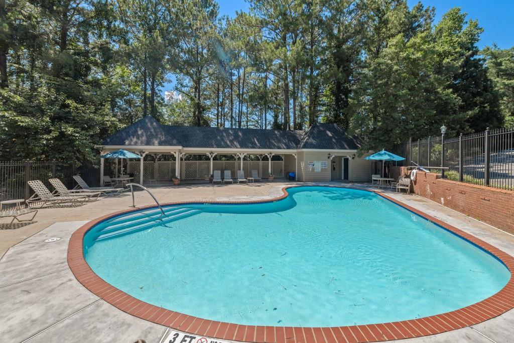 207 Bainbridge Drive, Sandy Springs, Georgia 30327, 2 Bedrooms Bedrooms, ,2 BathroomsBathrooms,Residential,Sold,207 Bainbridge Drive,7337325