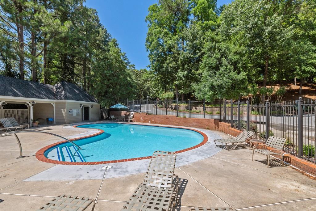 207 Bainbridge Drive, Sandy Springs, Georgia 30327, 2 Bedrooms Bedrooms, ,2 BathroomsBathrooms,Residential,Sold,207 Bainbridge Drive,7337325