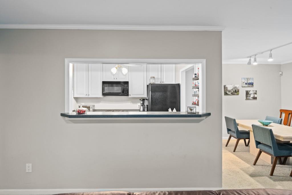 207 Bainbridge Drive, Sandy Springs, Georgia 30327, 2 Bedrooms Bedrooms, ,2 BathroomsBathrooms,Residential,Sold,207 Bainbridge Drive,7337325