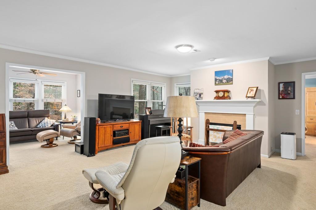 207 Bainbridge Drive, Sandy Springs, Georgia 30327, 2 Bedrooms Bedrooms, ,2 BathroomsBathrooms,Residential,Sold,207 Bainbridge Drive,7337325