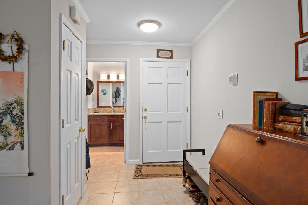 207 Bainbridge Drive, Sandy Springs, Georgia 30327, 2 Bedrooms Bedrooms, ,2 BathroomsBathrooms,Residential,Sold,207 Bainbridge Drive,7337325