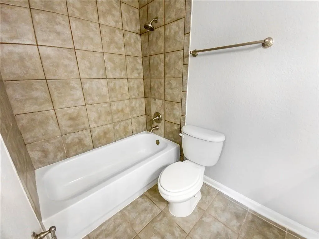 155 N River Drive Unit C, Atlanta, Georgia 30350, 2 Bedrooms Bedrooms, ,2 BathroomsBathrooms,Residential,Sold,155 N River Drive Unit C,7170328 155 N River Drive Unit C, Atlanta, Georgia 30350, 2 Bedrooms Bedrooms, ,2 BathroomsBathrooms,Residential,Sold,155 N River Drive Unit C,7170328