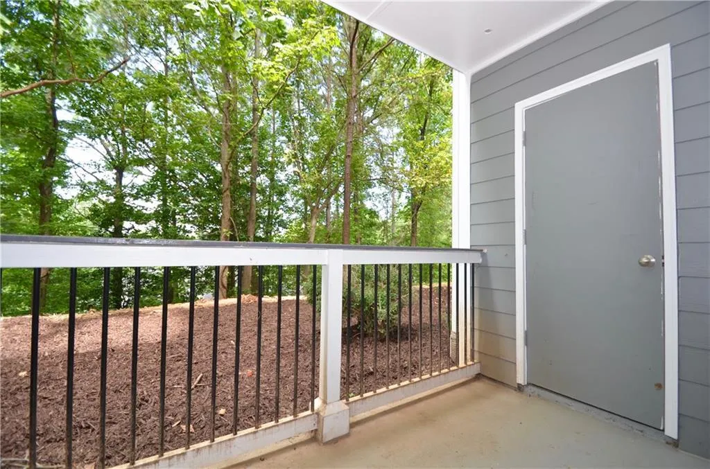 5102 Santa Fe Parkway, Atlanta, Georgia 30350, 3 Bedrooms Bedrooms, ,2 BathroomsBathrooms,Residential,Sold,5102 Santa Fe Parkway,5889596
